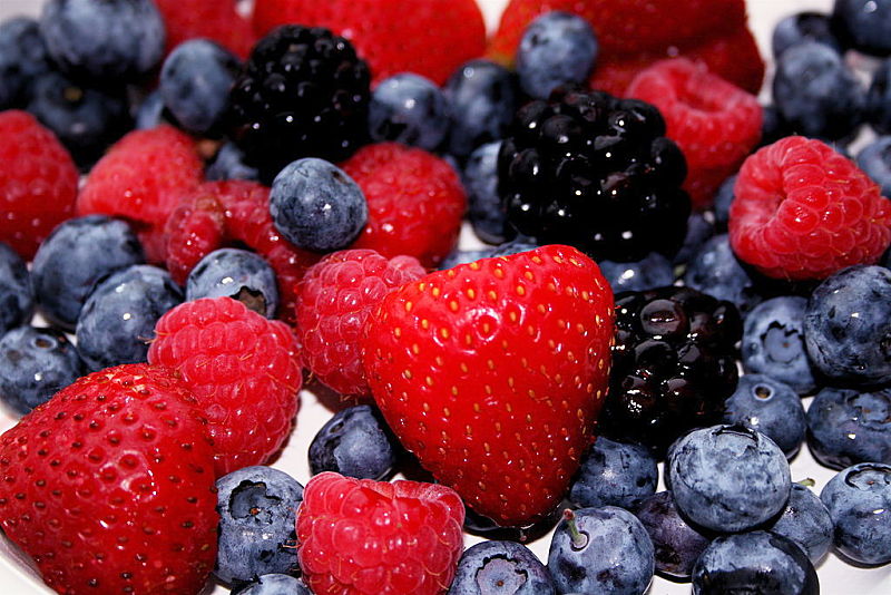 Berries are the most effective fruit for losing weight
