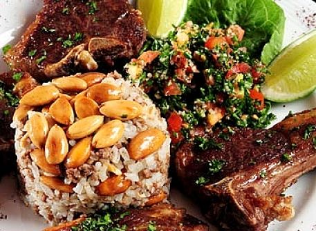 Many Lebanese dishes are healthy but contain oil, sugar and nuts which boosts the calorie count. Discover the calories in various Lebanese food dishes