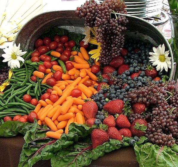 Fruit and vegetables are the basic superfoods which form the base for a good diet